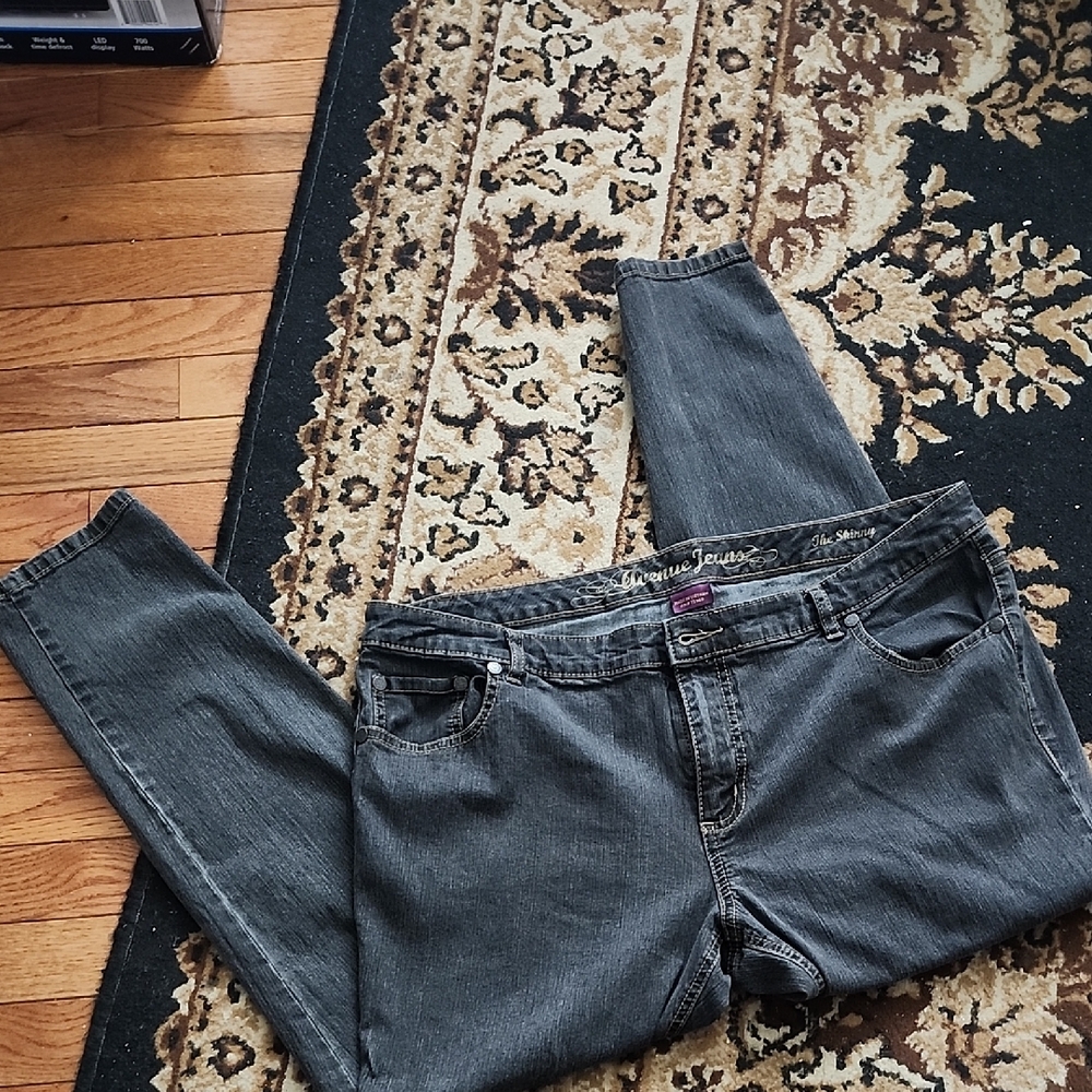 Avenue Women's Skinny Jeans; Stonewashed Black, Size: 16